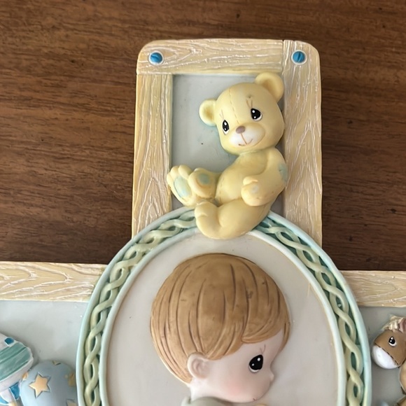 Vintage Precious Moments Children's Cross Baptism Christening Gift Nursery Faith - Picture 6 of 10